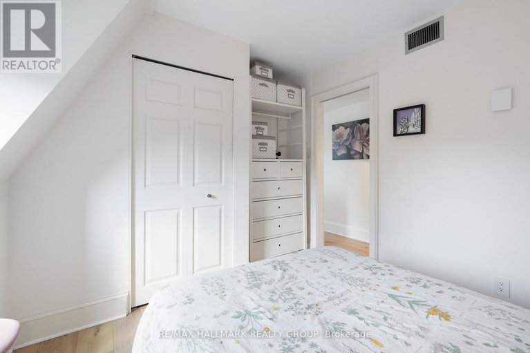 28961457/5-274-daly-avenue/sandy-hill/ottawa/ontario/K1N6G5_39