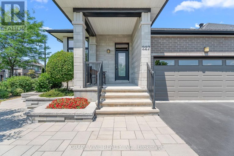 28623551/227-sunnyridge-crescent/emerald-meadowstrailwest/ottawa/ontario/K2M0H2_4