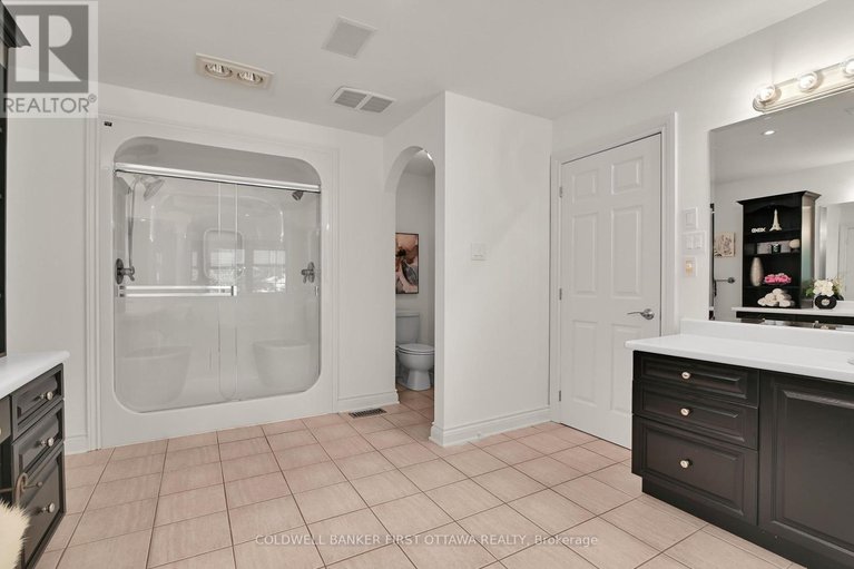 28797063/18-cypress-gardens/stittsville-south/ottawa/ontario/K2S1W6_20