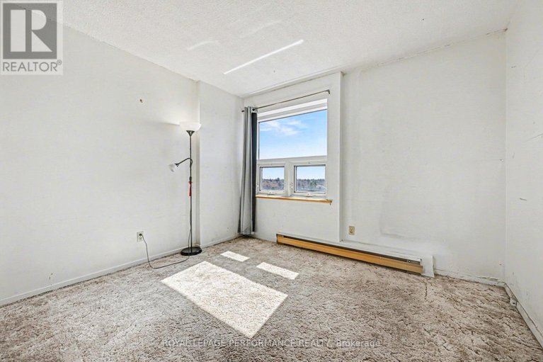 29635212/610-900-dynes-road/carleton-square/ottawa/ontario/K2C3L6_14