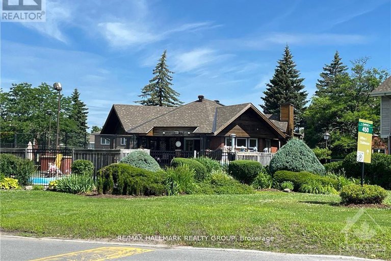 28205823/209-525-canteval-terrace/fallingbrookpineridge/ottawa/ontario/K4A2E3_19
