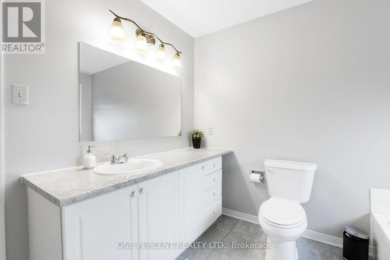 29612741/1570-champneuf-drive/chateauneuf/ottawa/ontario/K1C6B5_28