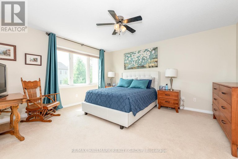 28749902/261-parkrose-private/chatelaine-village/ottawa/ontario/K4A0N8_21