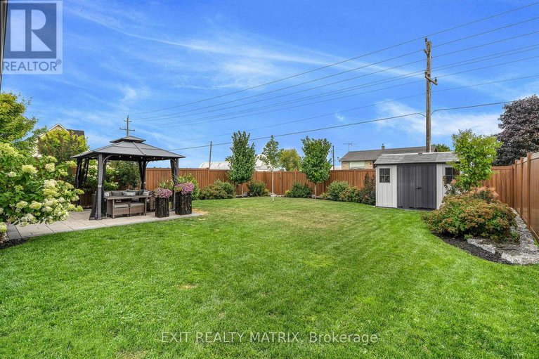 28956103/56-nancy-street/embrun/russell/ontario/K0A1W0_17