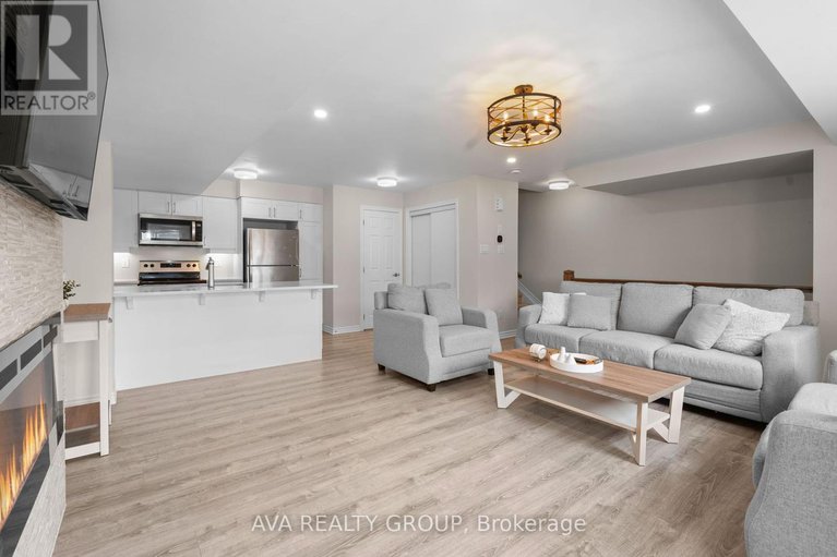 28756077/304-lapland-private/emerald-meadowstrailwest/ottawa/ontario/K2V0S2_6