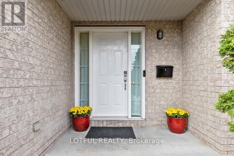 29058643/1008-pinecrest-road/fairfield-heights/ottawa/ontario/K2B6B5_3