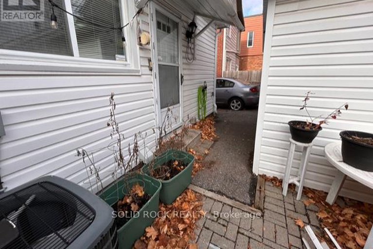 28310185/11-melrose-avenue/hintonburg/ottawa/ontario/K1Y1T8_13