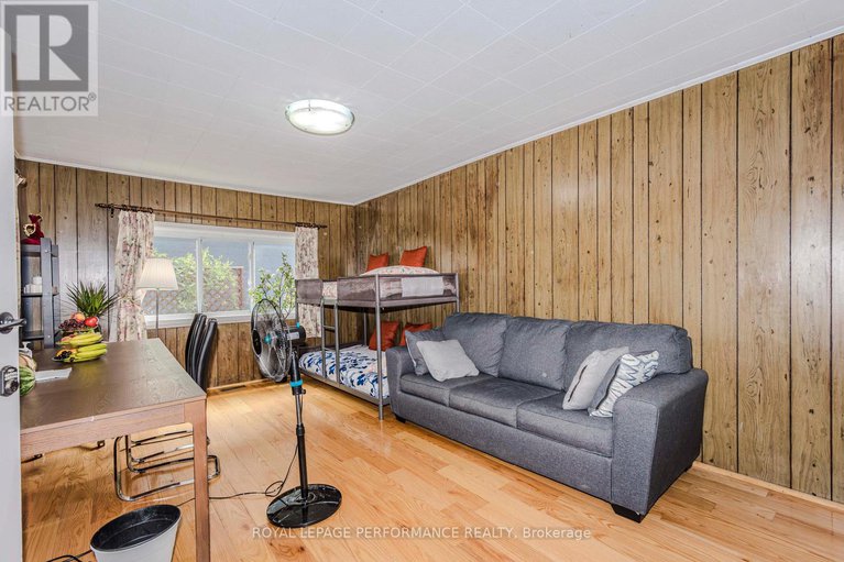 29320189/98-boyce-avenue/britannia/ottawa/ontario/K2B6J2_5