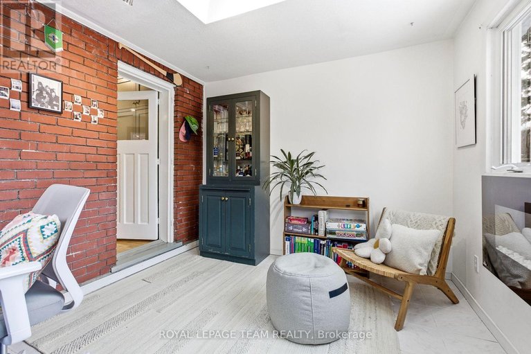 29576095/45-harmer-avenue-n/ottawa-west/ottawa/ontario/K1Y0T5_15