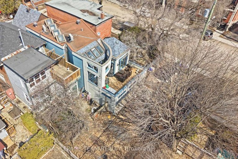 29685322/10-lewis-street/ottawa-centregolden-triangle/ottawa/ontario/K2P0S3_44