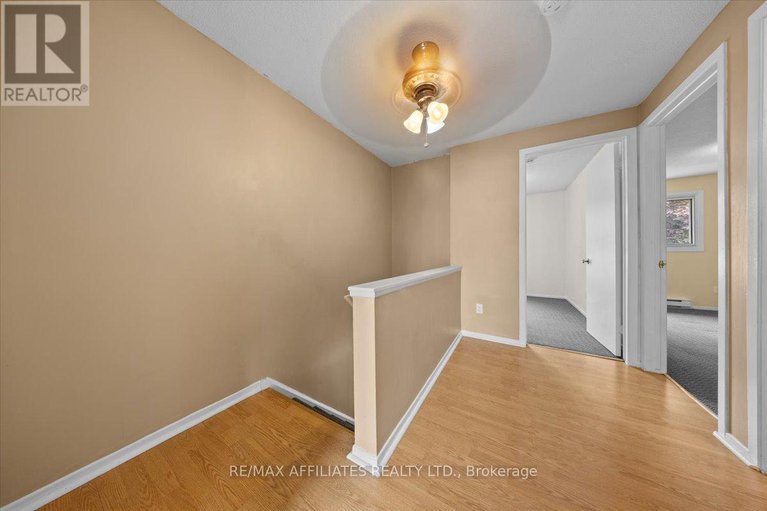 28695560/3192-bannon-way/blossom-parkkemp-parkfindlay-creek/ottawa/ontario/K1T1T3_17