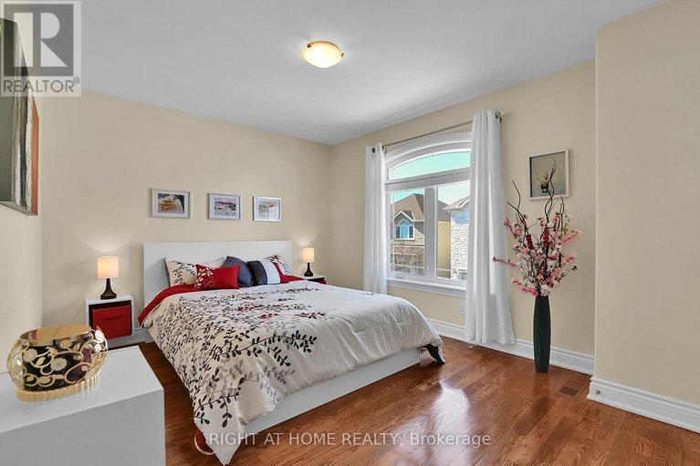 29635424/131-issam-private/ellwood/ottawa/ontario/K1T4B6_27