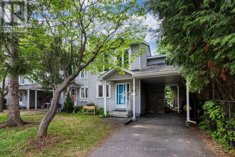 28345025/218-switzer-avenue/westborohampton-park/ottawa/ontario/K1Z7H9_1