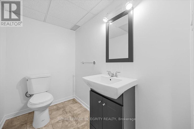 28809017/2093-bergamot-circle/springridgeeast-village/ottawa/ontario/K4A4R4_36