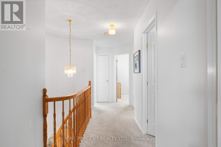 29586149/2113-hallendale-street/springridgeeast-village/ottawa/ontario/K4A4S1_28