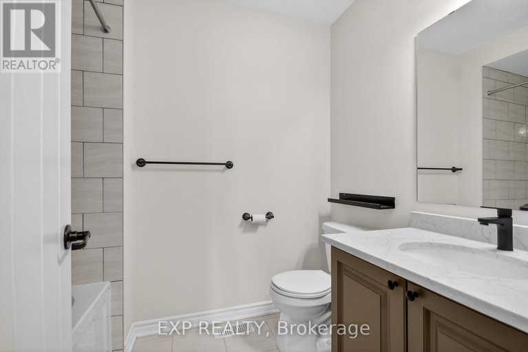 29556387/549-ensatina-crescent/half-moon-bay/ottawa/ontario/K2J6H4_32