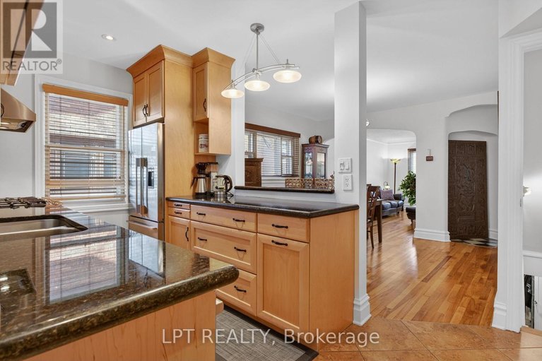 29629045/168-huron-avenue-n/ottawa-west/ottawa/ontario/K1Y0W4_15