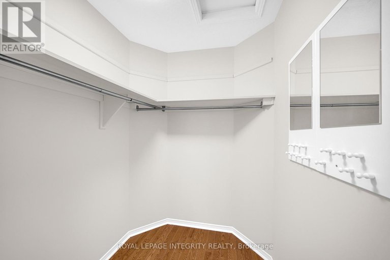 29052068/29-hemmingwood-way/centrepointe/ottawa/ontario/K2G6B9_31