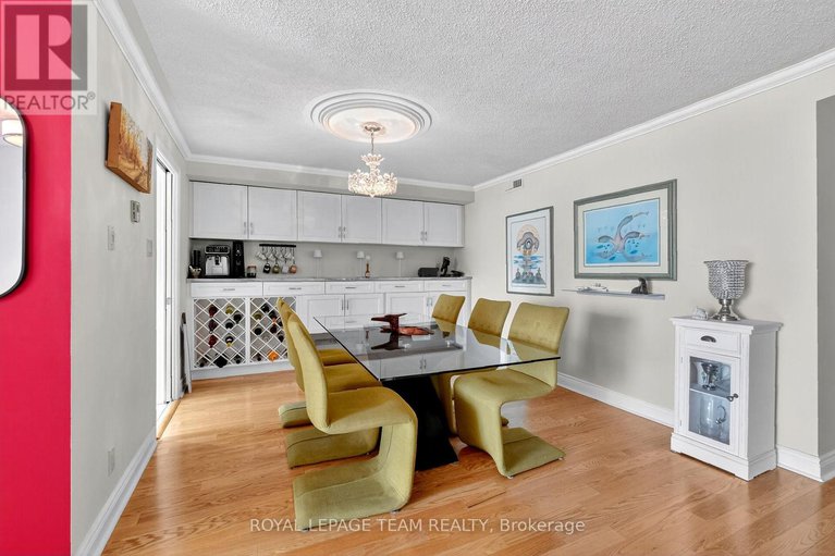 29088435/5-frank-street/ottawa-centregolden-triangle/ottawa/ontario/K2P0W8_22