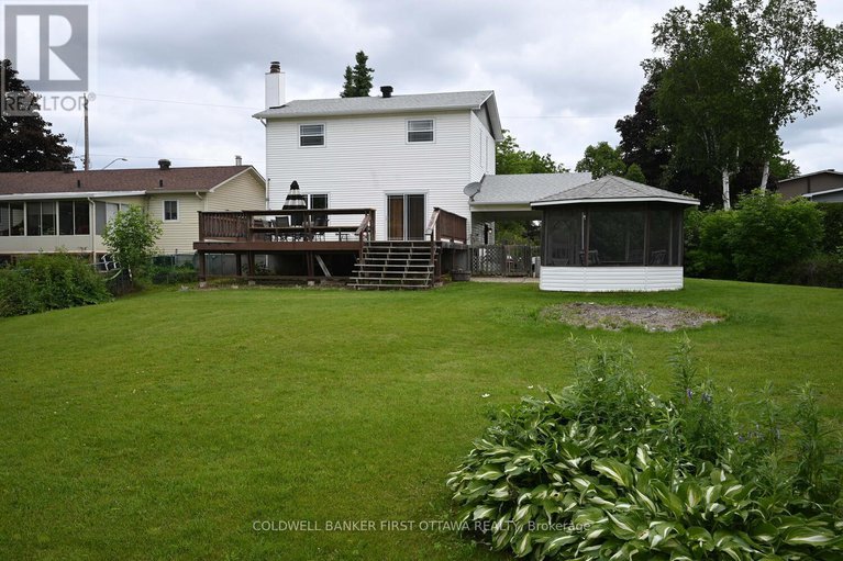 28490443/22-poole-creek-crescent/fringewood/ottawa/ontario/K2S1G4_31