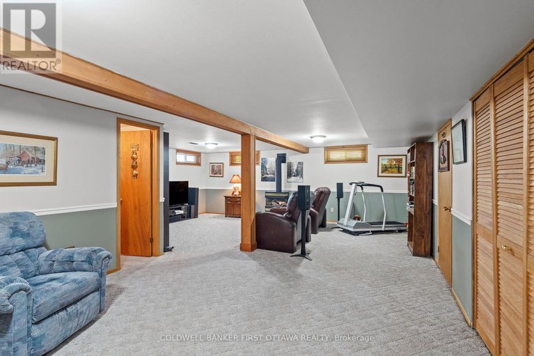 28466131/2024-corry-street/elmvale-acres/ottawa/ontario/K1G2M5_23