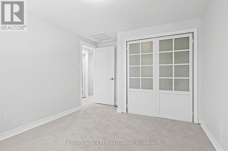 29006192/1540-mimosa-avenue/riverview-park/ottawa/ontario/K1G4C9_26