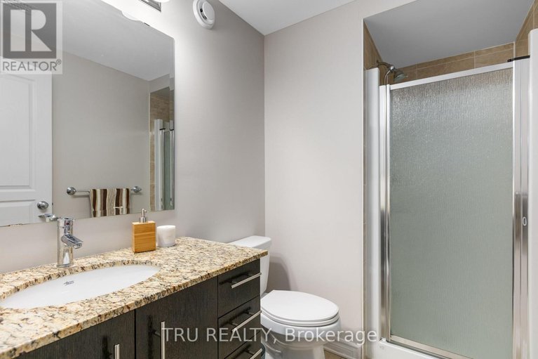 29528254/28-tadley-private/longfields/ottawa/ontario/K2J2T3_29