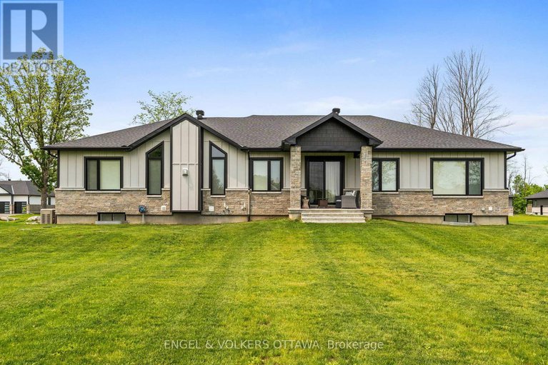 28026033/425-ginger-crescent/metcalfe/ottawa/ontario/K0A2P0_41