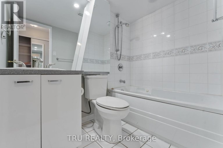 29361379/ph4-158a-mcarthur-avenue/vanier/ottawa/ontario/K1L7E7_16