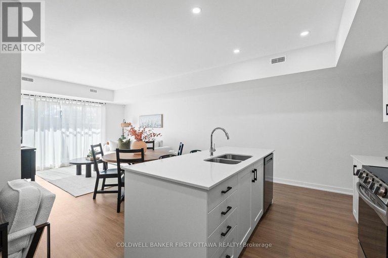 28884338/d-810-roger-griffiths-avenue/katimavik/ottawa/ontario/K2S3A9_12