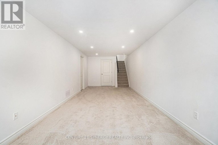 29031915/345-cornice-street/mer-bleuebradley-estatesanderson-park/ottawa/ontario/K4B1H9_31