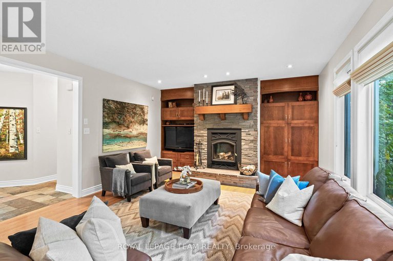 28608348/387-ridgeside-farm-drive/kanata-north-west/ottawa/ontario/K2W1H3_10