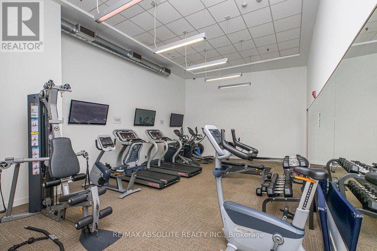 28443475/422-349-mcleod-street/ottawa-centre/ottawa/ontario/K2P0S1_18