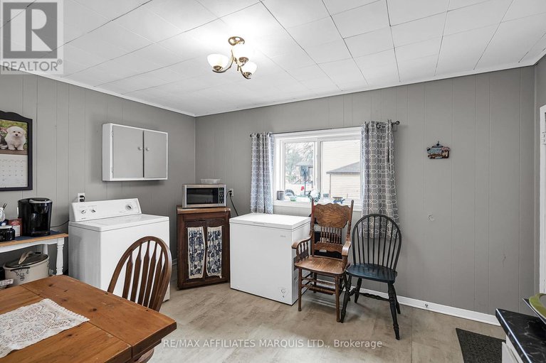 28164009/7-spruce-street/lancaster/south-glengarry/ontario/K0C1N0_11