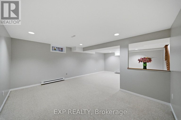 29551480/180-equestrian-drive/bridlewood/ottawa/ontario/K2M2B9_29