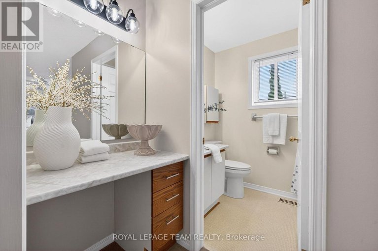 29654517/23-inwood-drive/bridlewood/ottawa/ontario/K2M1Z6_31