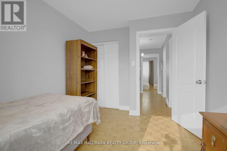 29220423/1-1821-walkley-road/urbandale-acres/ottawa/ontario/K1H6X9_29