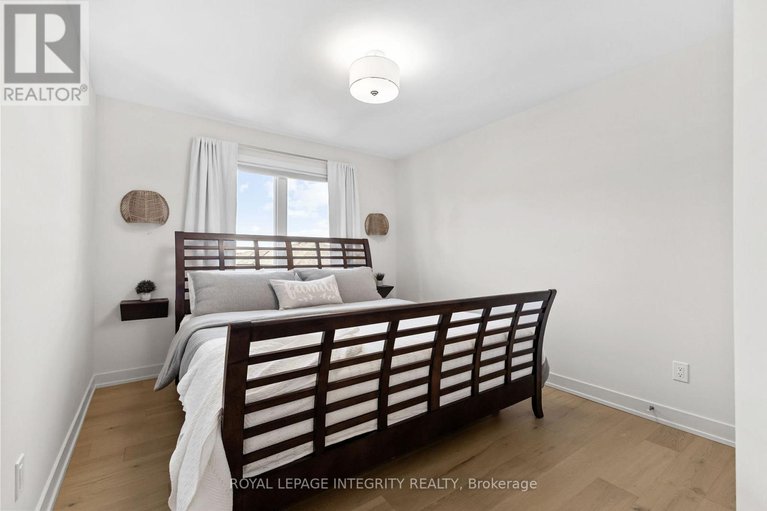 29001151/204-hybrid-street/embrun/russell/ontario/K0A1W0_15