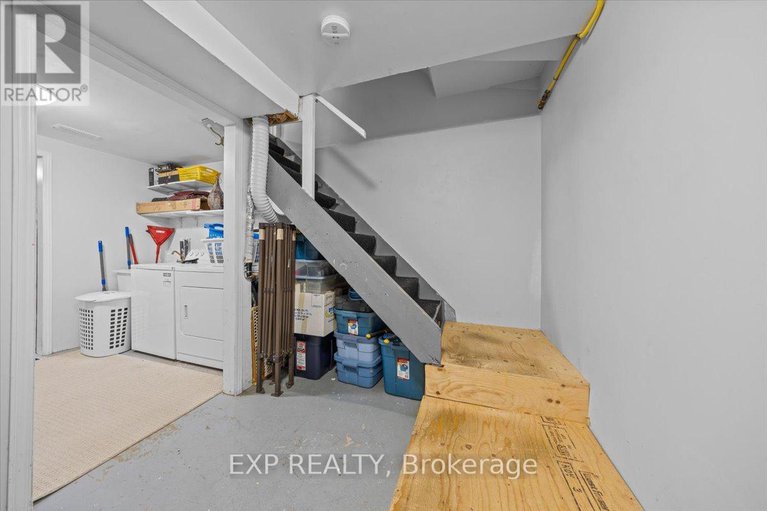 29220422/3166-stockton-drive/blossom-parkkemp-parkfindlay-creek/ottawa/ontario/K1T1S1_25