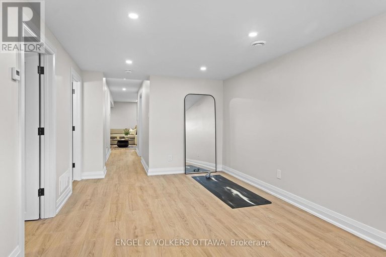27914268/51-ross-avenue/ottawa-west/ottawa/ontario/K1Y0N4_39