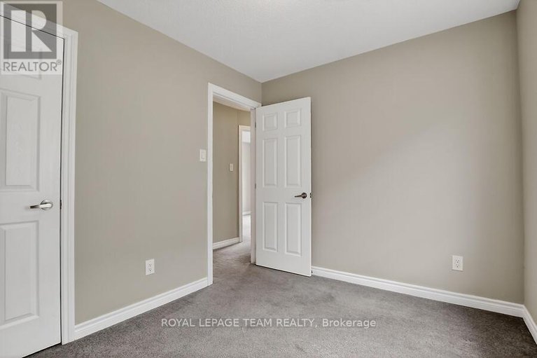 29686740/127-grenadine-street/stittsville-north/ottawa/ontario/K2S0P1_32