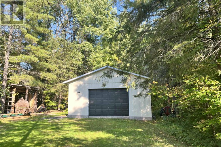 28310711/76-hidden-river-road/mcnabbraeside-twps/mcnabbraeside/ontario/K7S3G9_46