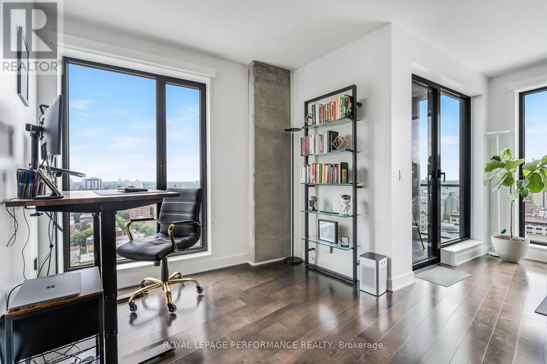 28866995/1810-20-daly-avenue/sandy-hill/ottawa/ontario/K1N0C6_21