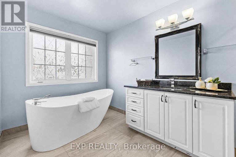 28438052/2151-avebury-drive/avalon-east/ottawa/ontario/K4A4G7_24