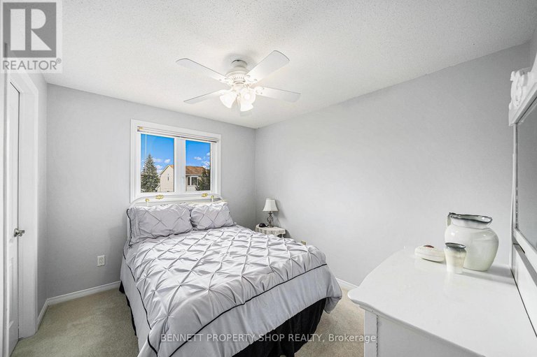 28315762/437-rougemount-crescent/fallingbrookgardenway-south/ottawa/ontario/K4A2Z1_13