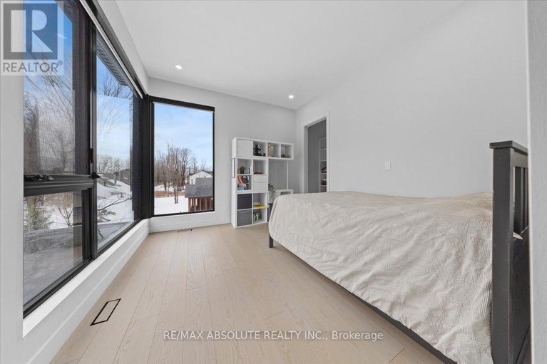 29535482/553-shoreway-drive/greely/ottawa/ontario/K4P0G3_27