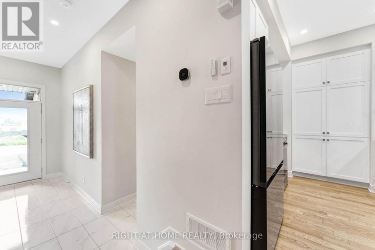 28824578/974-acoustic-way/riverside-southgloucester-glen/ottawa/ontario/K4M0R1_3