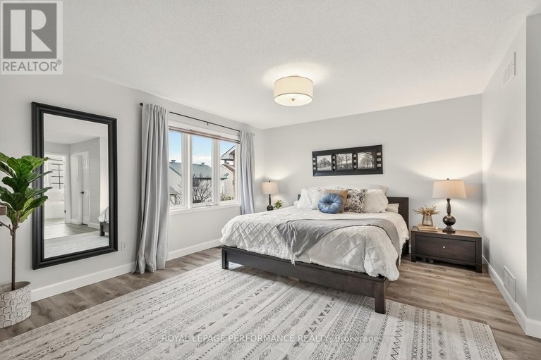 29615076/1820-mccallum-drive/fallingbrookgardenway-south/ottawa/ontario/K4A3T7_24