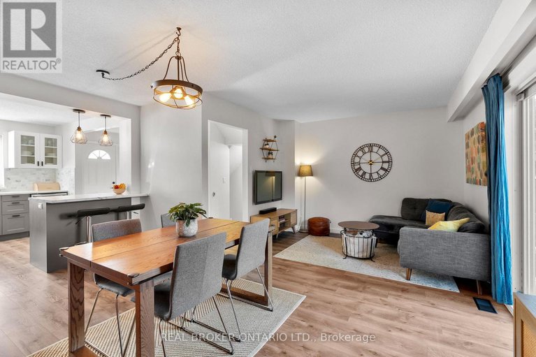 28983719/a-3911-old-richmond-road/arbeatha-park/ottawa/ontario/K2H8T9_14