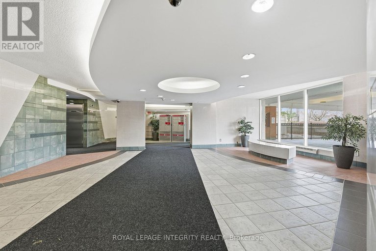 29148315/401-2000-jasmine-crescent/beacon-hill-south/ottawa/ontario/K1J8K4_27